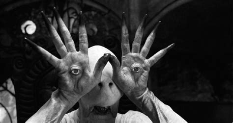 PAN'S LABYRINTH .